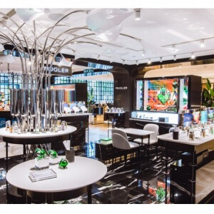 В Париже открылся самый большой в мире парфюмерный бутик MUGLER